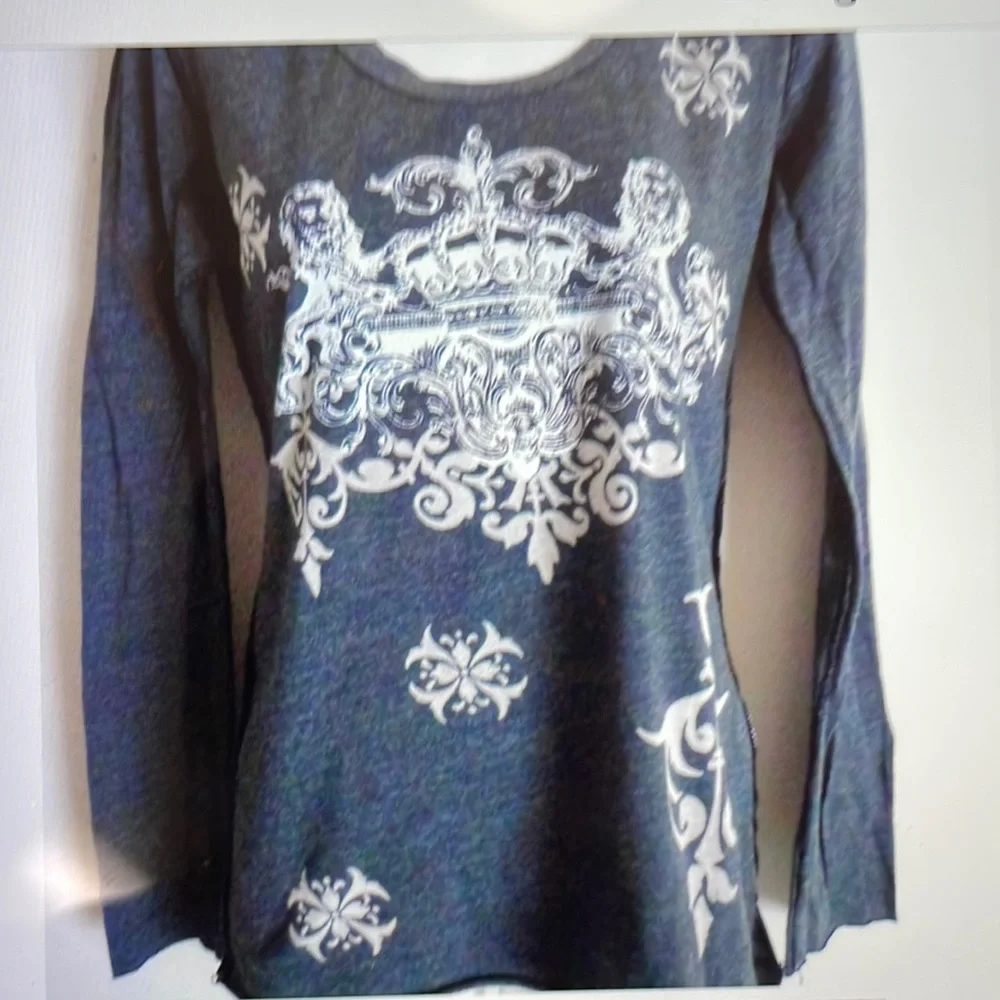 DONATED Cool Camp long sleeve tee shirt 💕 - Picture 2 of 5